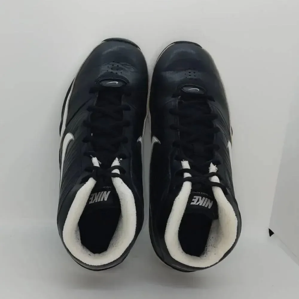 Nike Quick Handle Boy's Pre-owned Black & White Basketball Sneakers - sz. 7Y